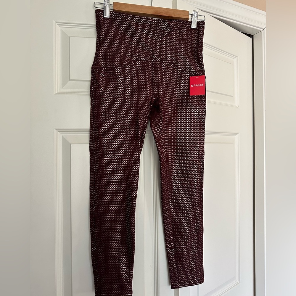 NWT Spanx 7/8 leggings Rose Gold